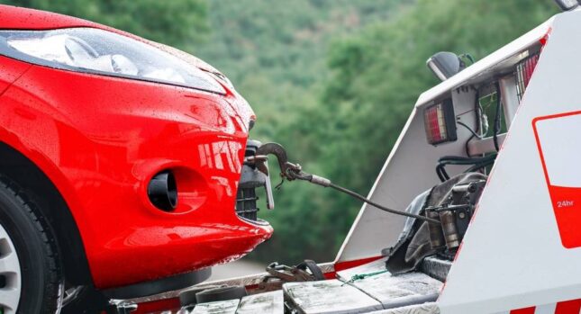 Pozor na nesolidní asistenční služby v případě dopravní nehody.